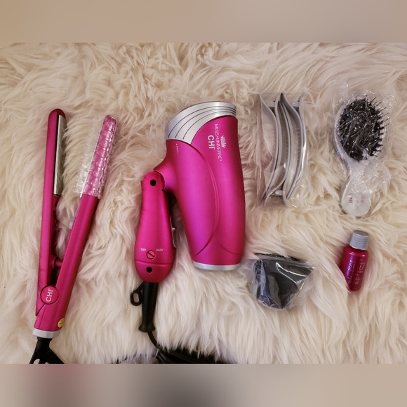 CHI Miss Universe travel hair styling kit - Picture 1 of 3